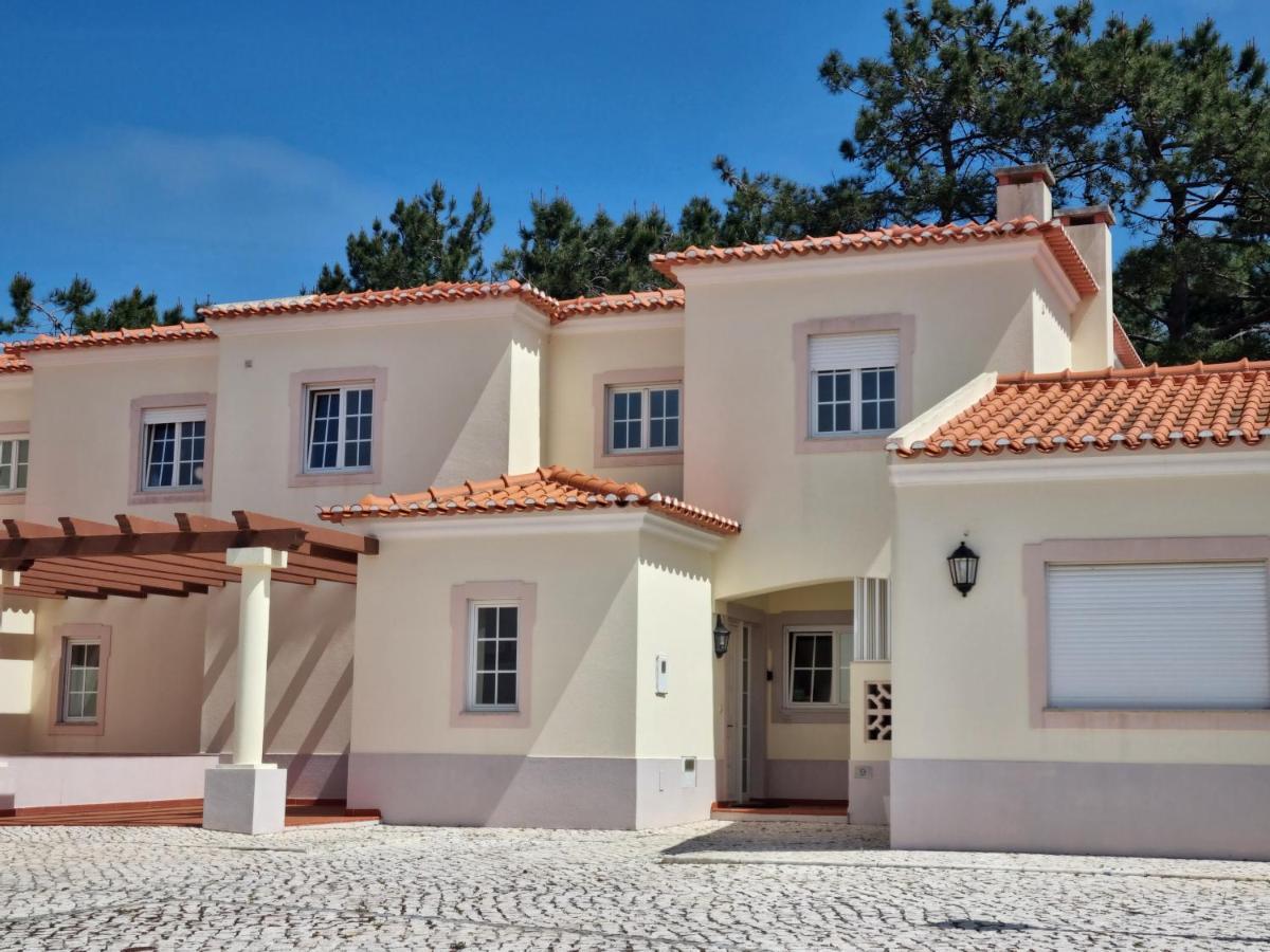 Praia D'El Rey - Townhouse Dom Duarte Amoreira  Exterior photo
